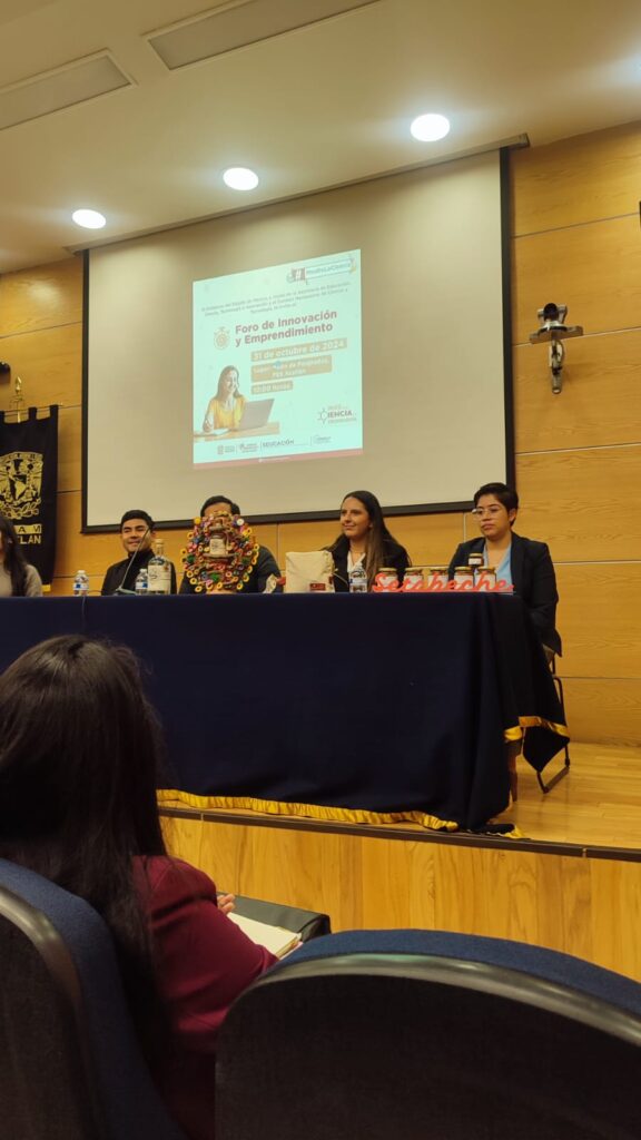 Evento de Rearvora en un auditorio